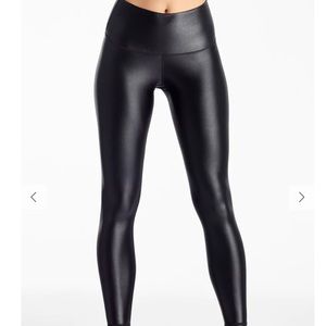 DYI High Shine Tight Leggings